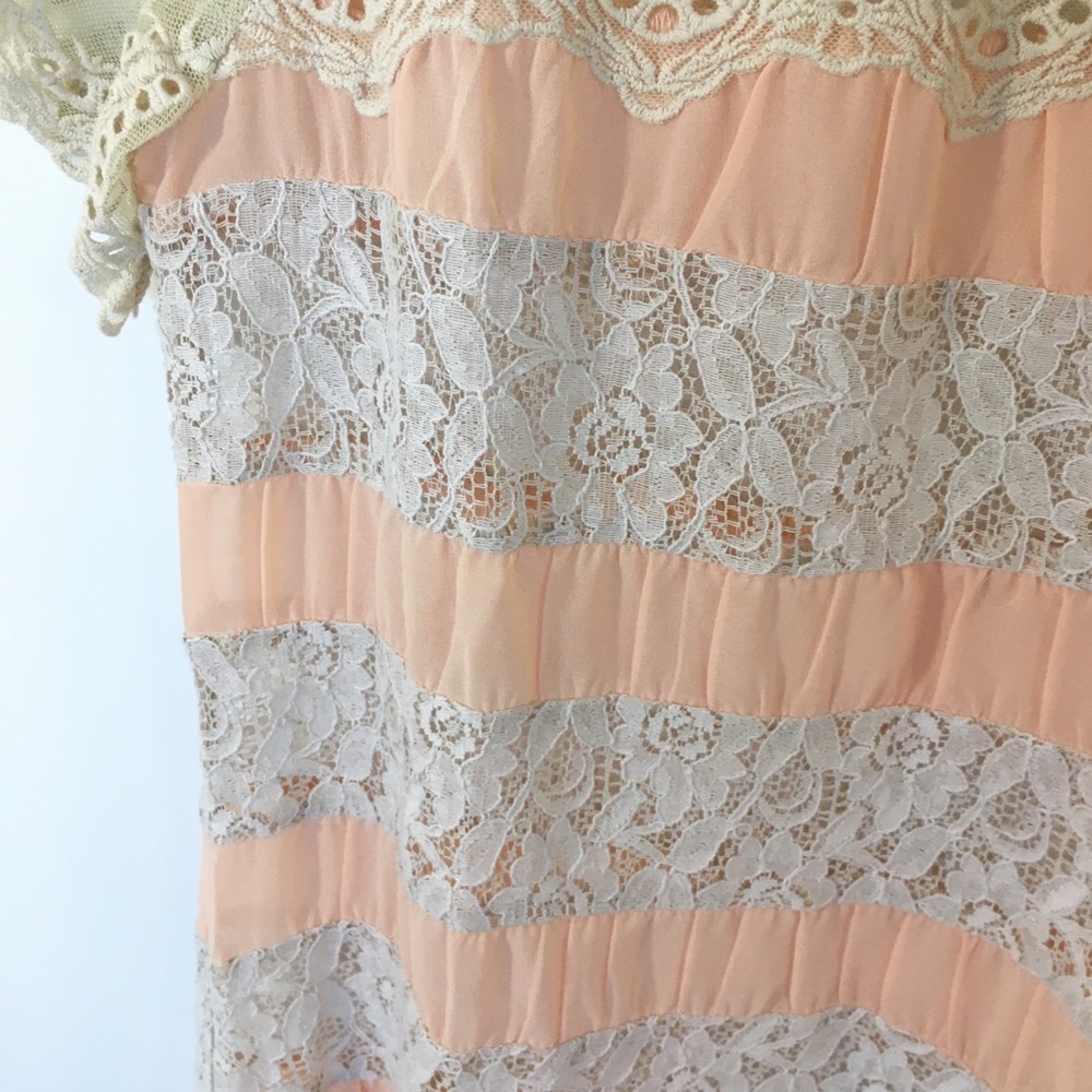 Sundance Lace In Bloom Tunic - Picture 4 of 6
